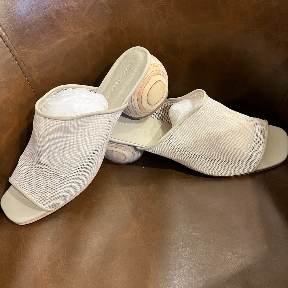 Huma Blanco Linen Mule Heels